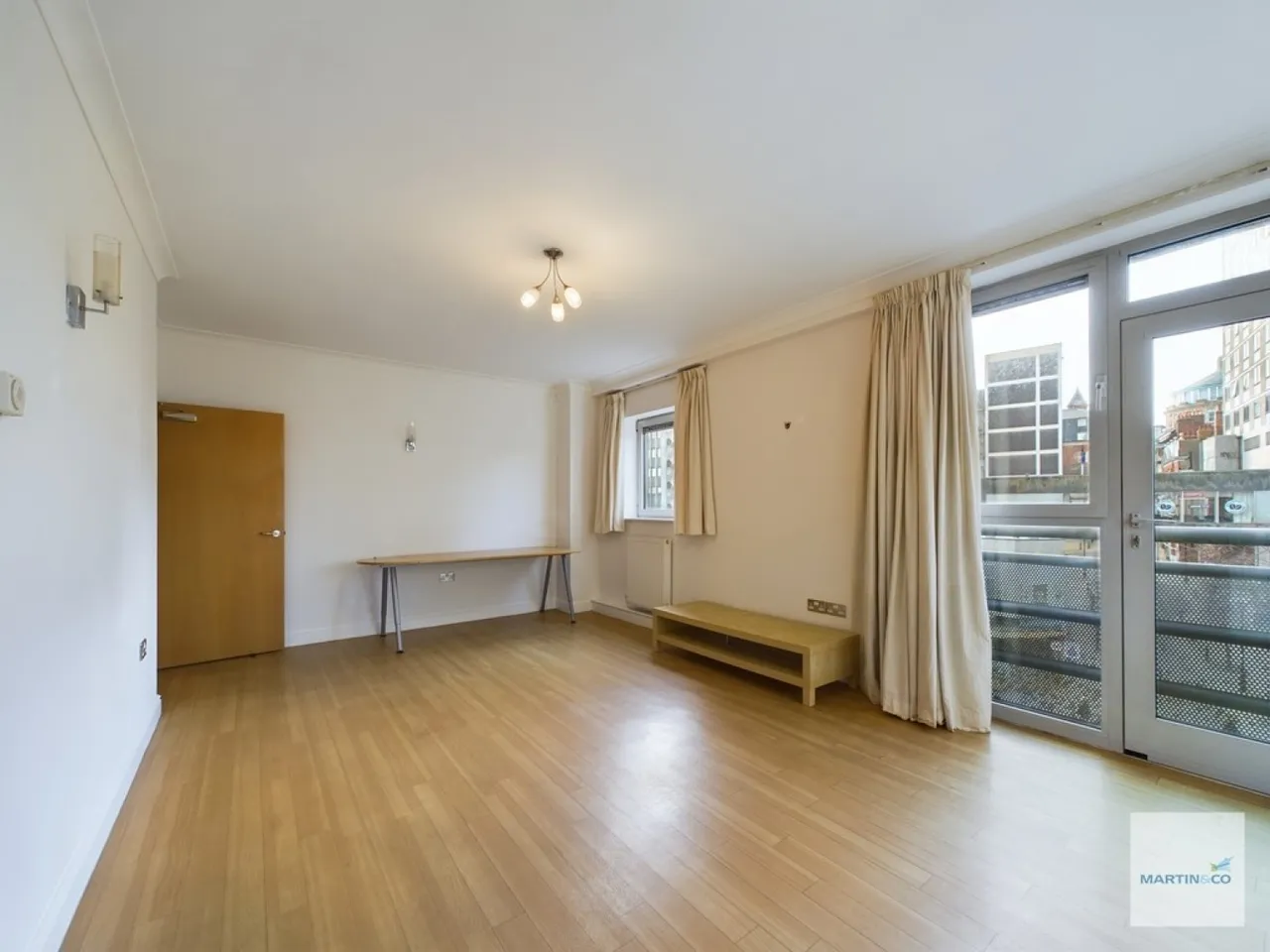 Loxley Court, St James Street, photo 3
