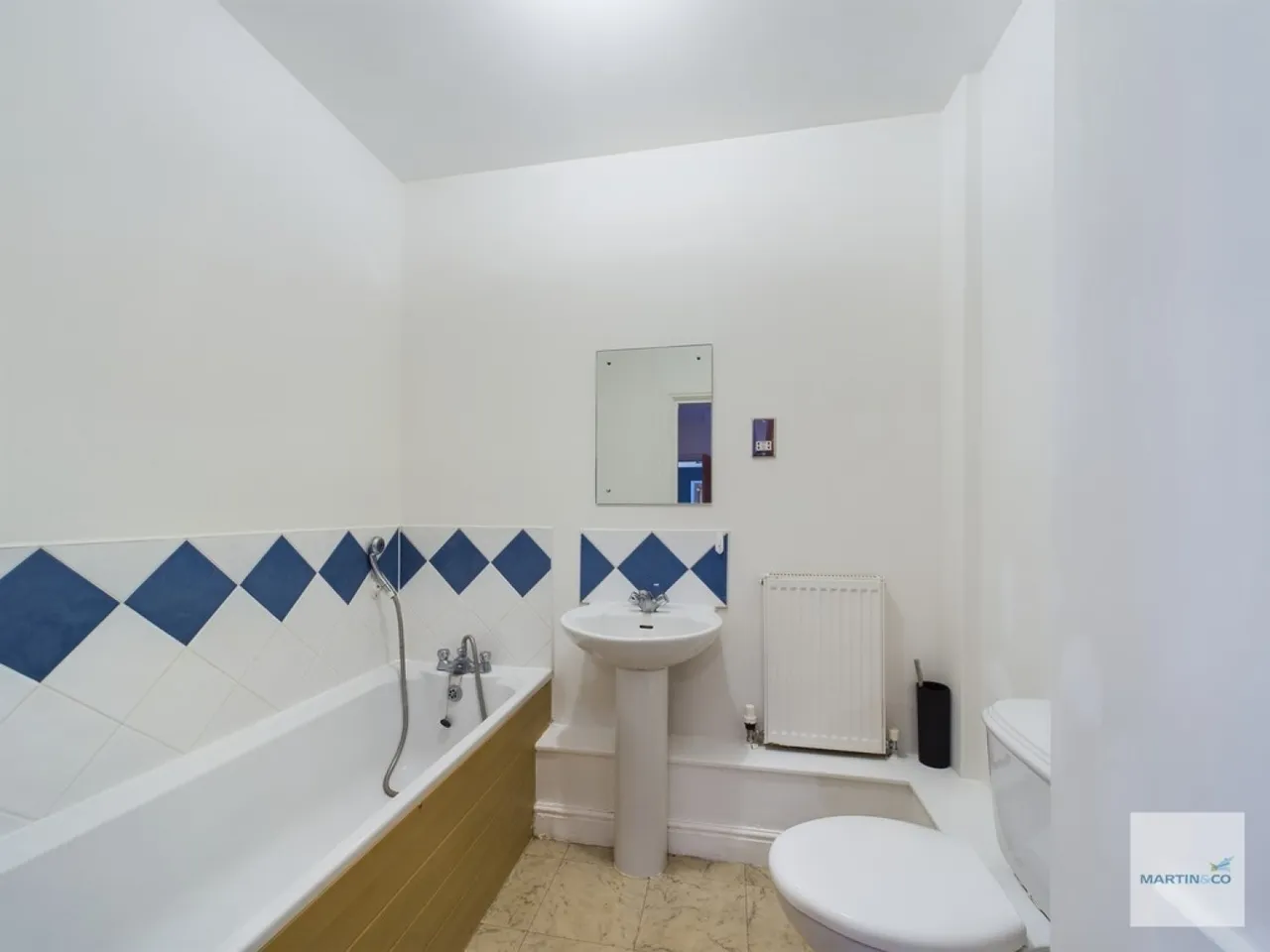 Loxley Court, St James Street, photo 10
