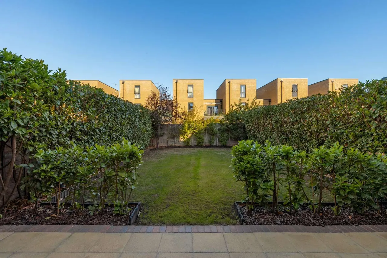 Allbutt Way, Trumpington, CB2, photo 17