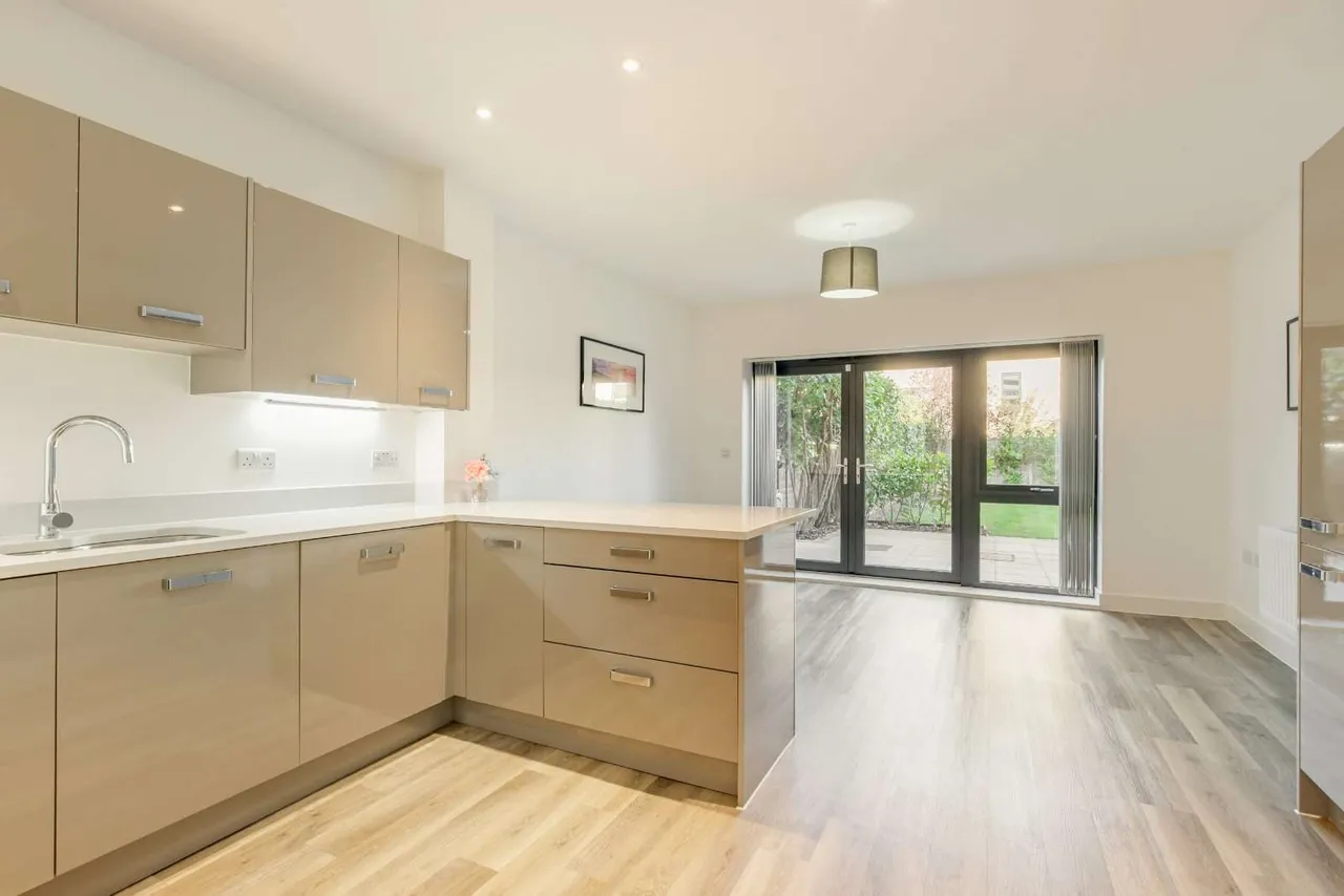 Allbutt Way, Trumpington, CB2, photo 2