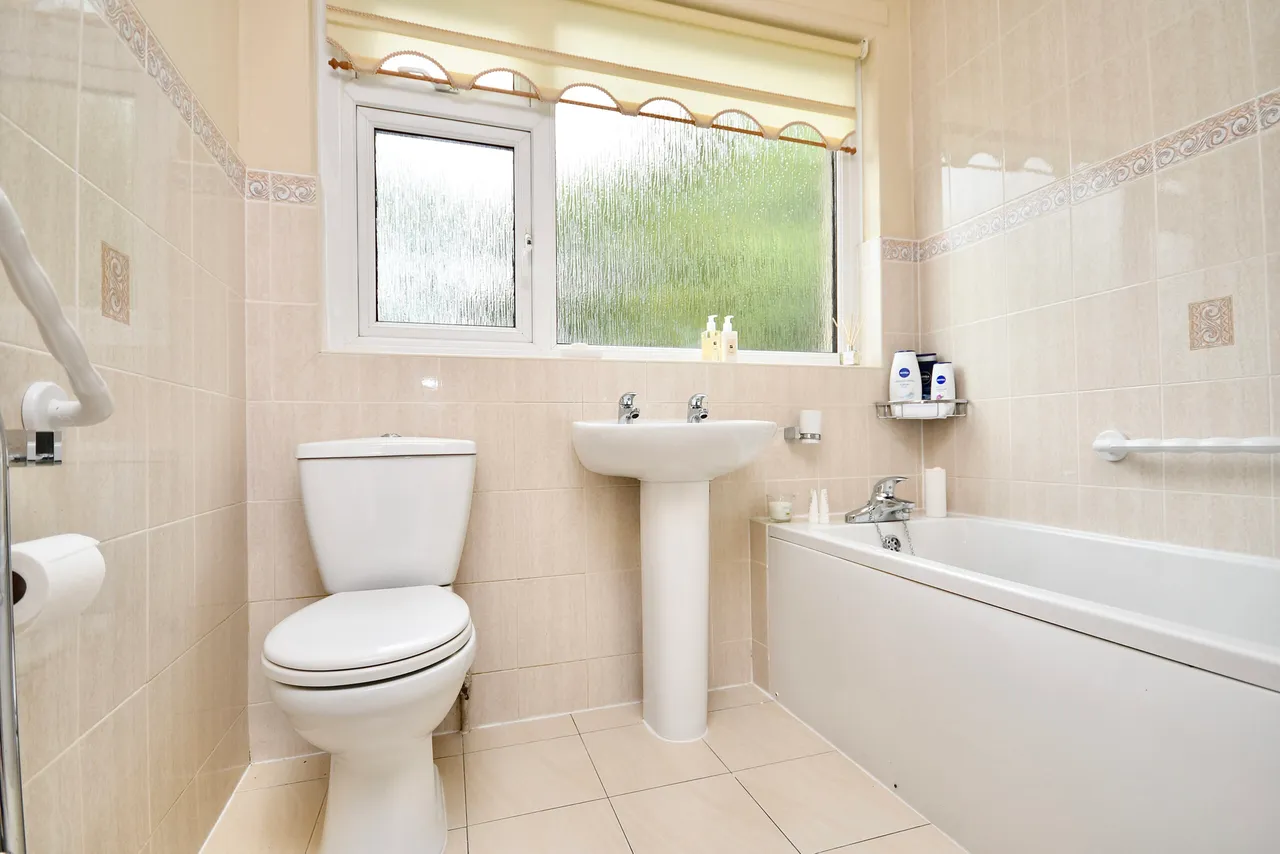40 Taybank Drive, Alloway, KA7 4RL, photo 12