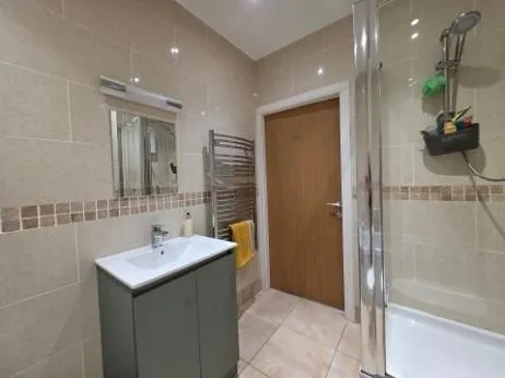 Prince of Wales Terrace, Scarborough, North Yorkshire YO11 2AN, photo 11