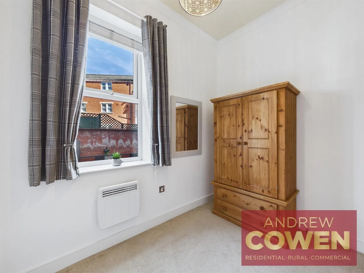 Prince of Wales Terrace, Scarborough, North Yorkshire YO11 2AN, photo 14