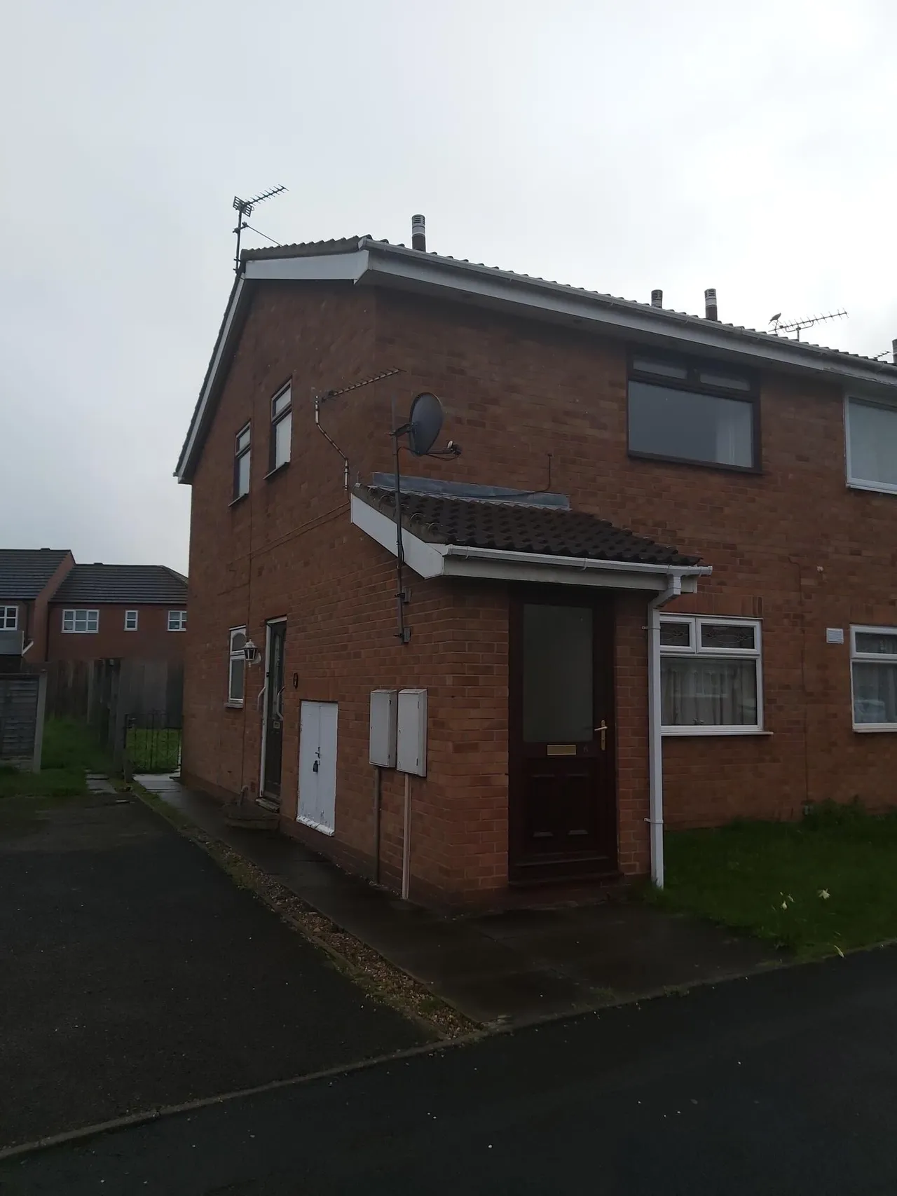 1 bed flat to rent — Dallow Crescent, Burton Upon Trent, DE14