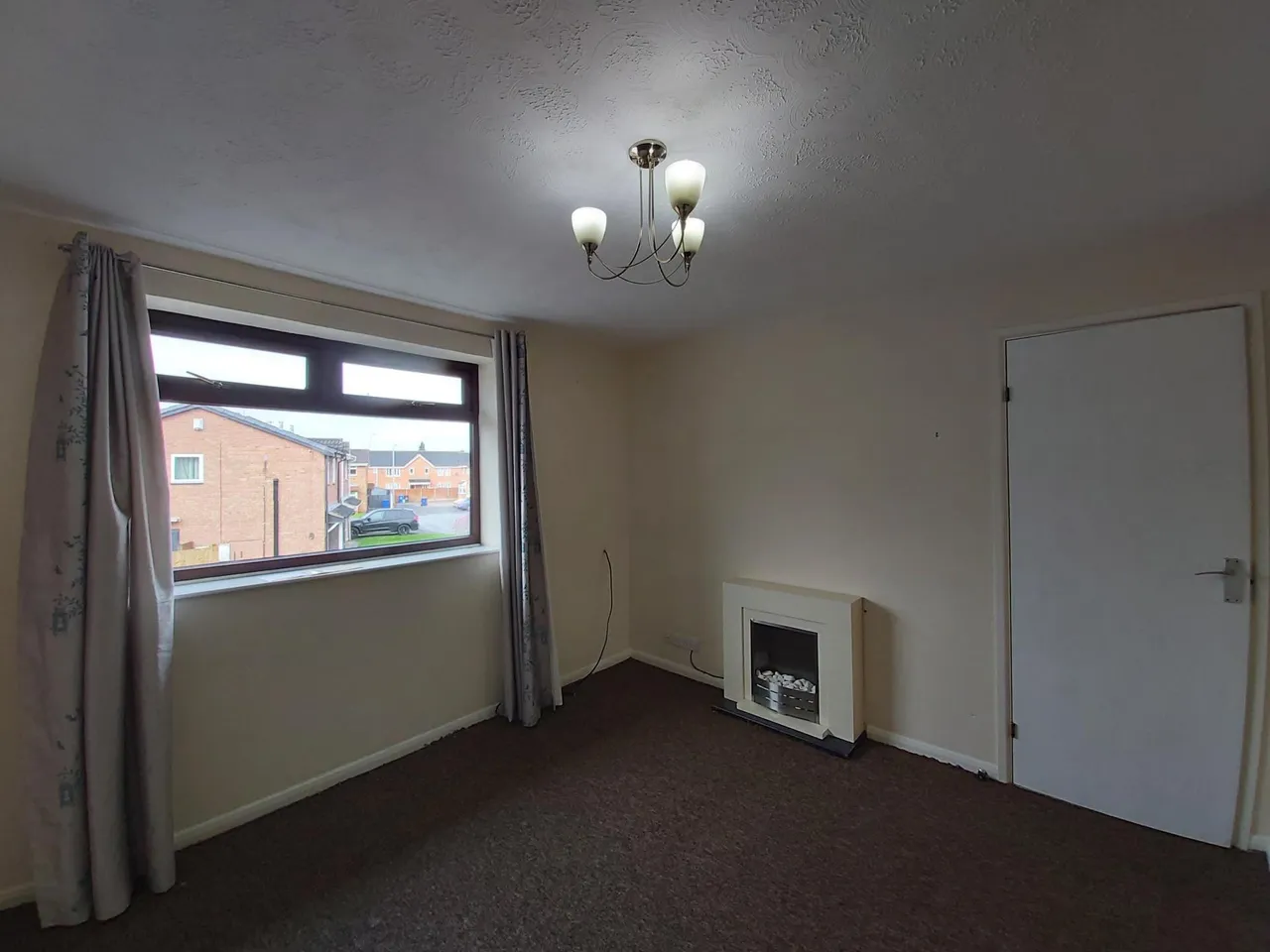 Dallow Crescent, Burton Upon Trent, DE14, photo 3