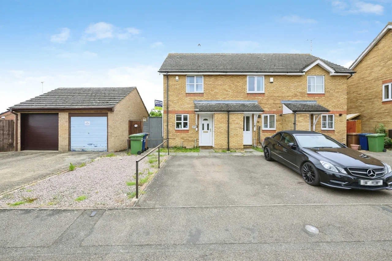2 bed house for sale, Angoods Lane, Chatteris, PE16