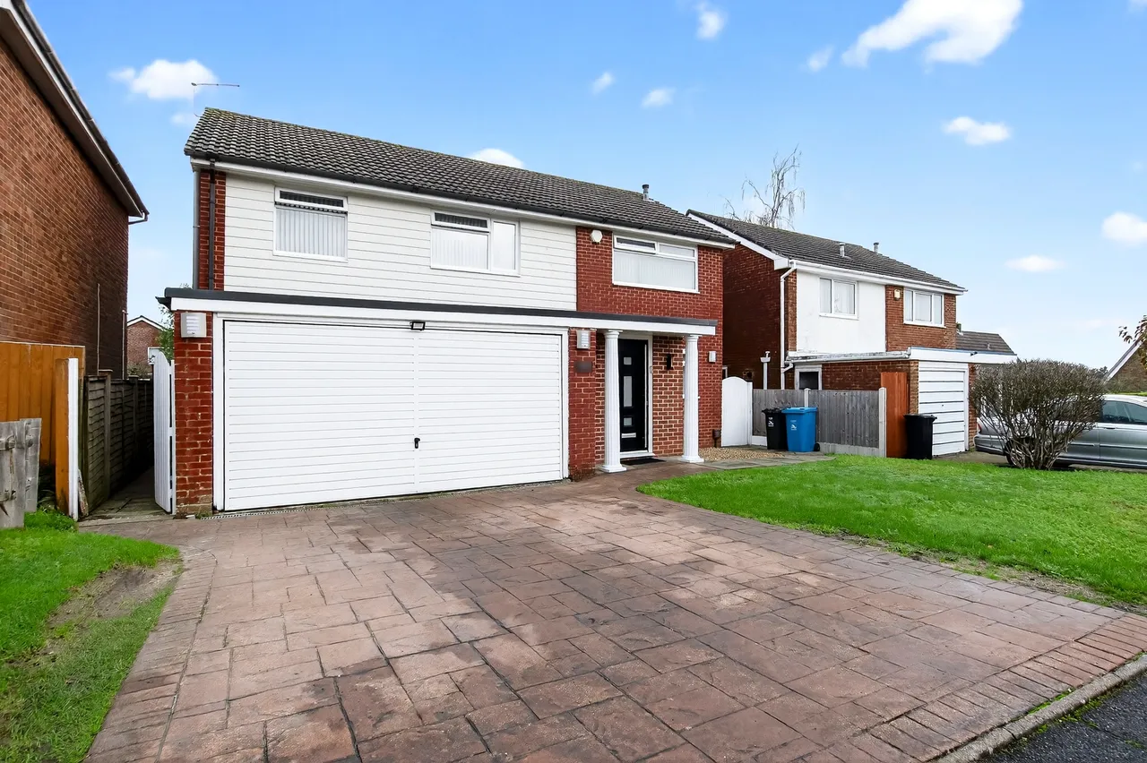 6 bed house for sale, Rempstone Road, Wimborne, BH21