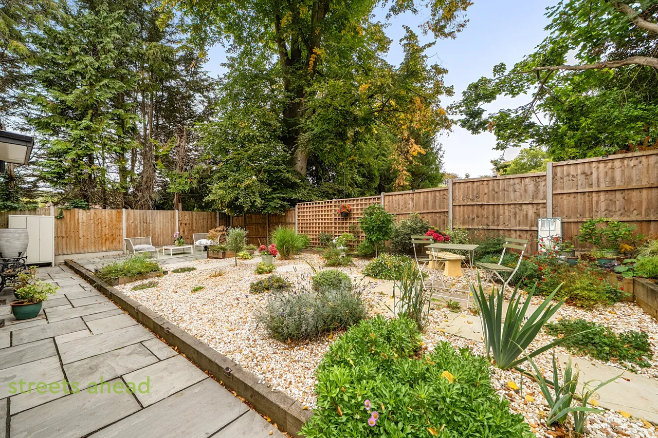 Roke Road, Kenley, CR8, photo 15