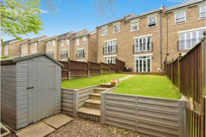Glenside Close, Kenley, CR8, photo 15