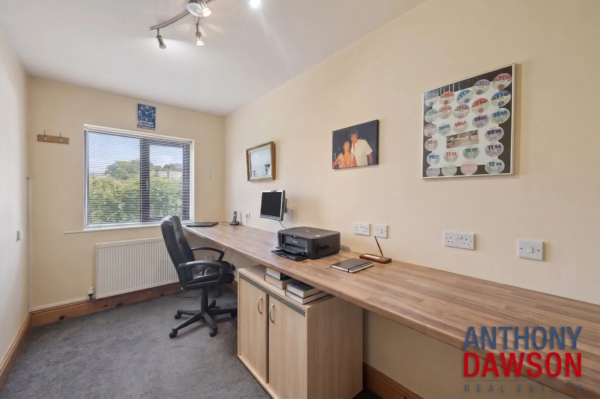 Lenches Road, Colne, BB8, photo 14