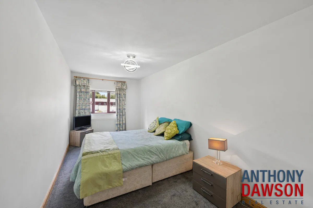 Lenches Road, Colne, BB8, photo 11