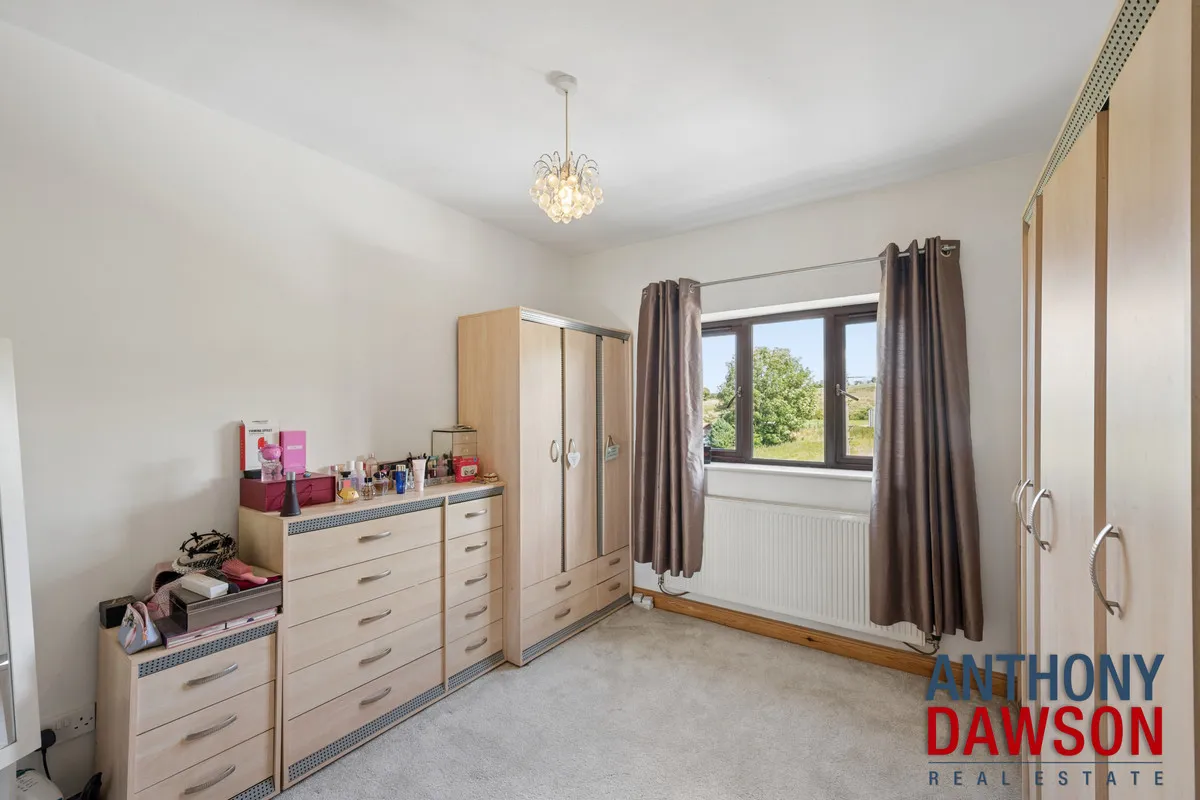 Lenches Road, Colne, BB8, photo 12