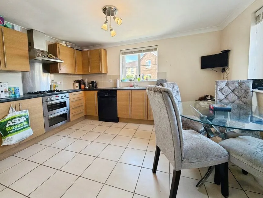 Post Mill Close, North Hykeham, Lincolnshire, LN6, photo 5