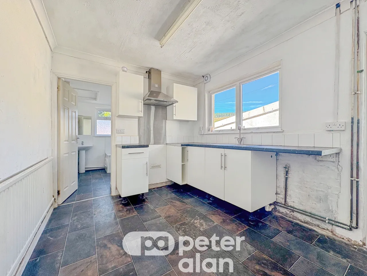 Wood Street, Ferndale, CF43, photo 8
