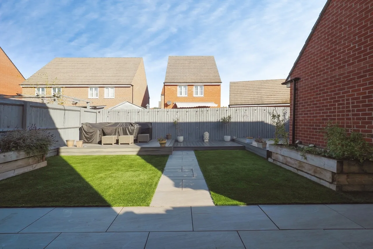 Meadow Crescent, Cotgrave, NG12, photo 9
