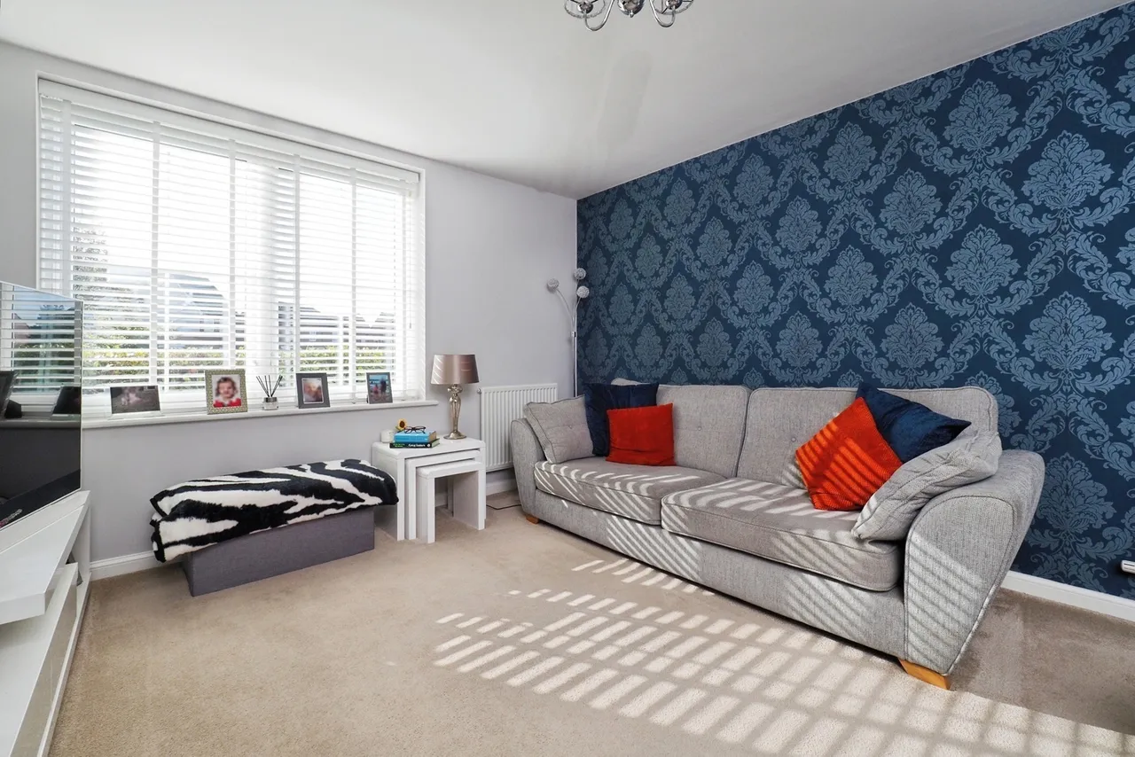 Meadow Crescent, Cotgrave, NG12, photo 7