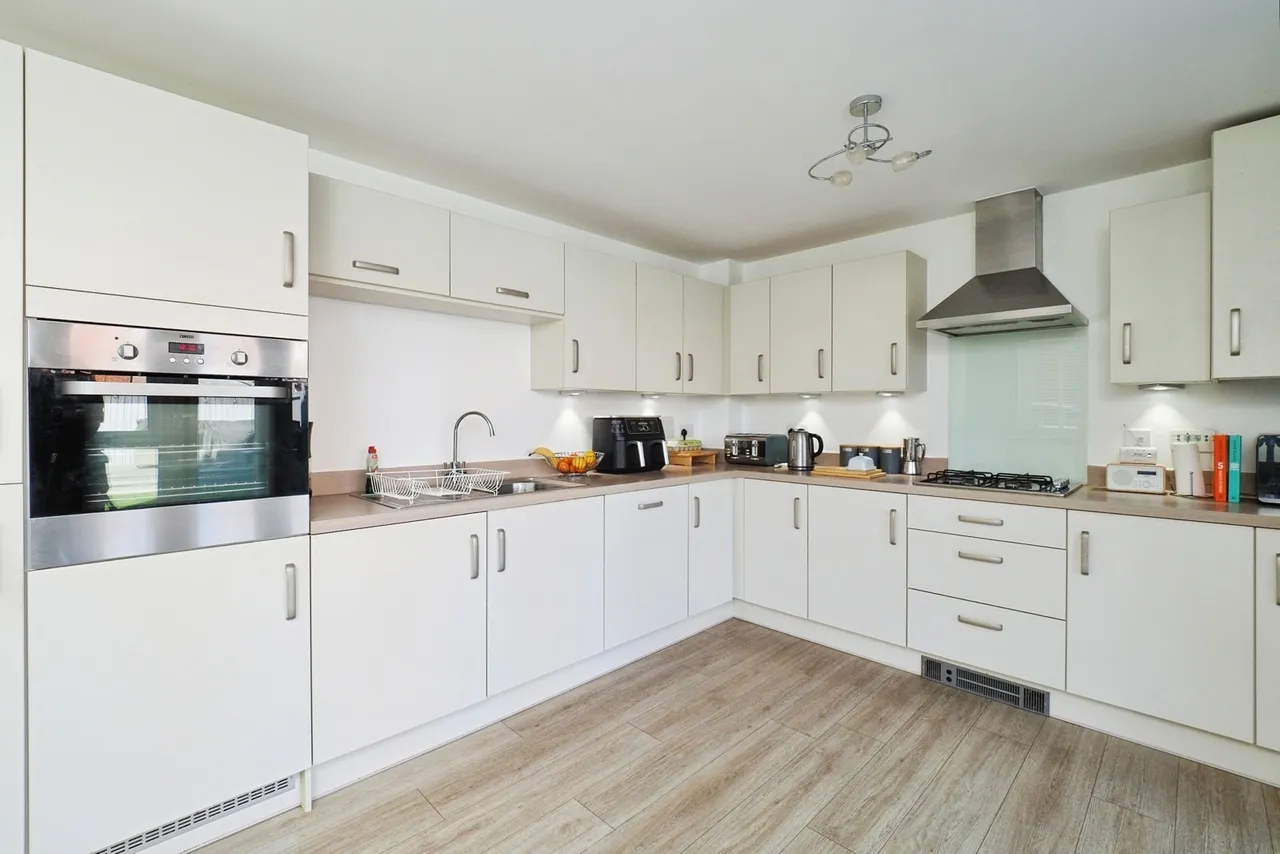 Meadow Crescent, Cotgrave, NG12, photo 10