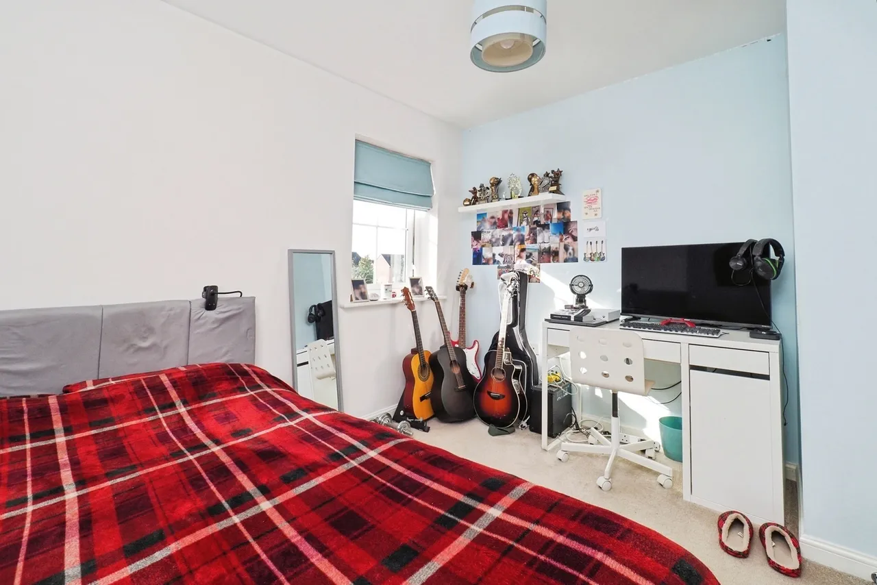 Meadow Crescent, Cotgrave, NG12, photo 14