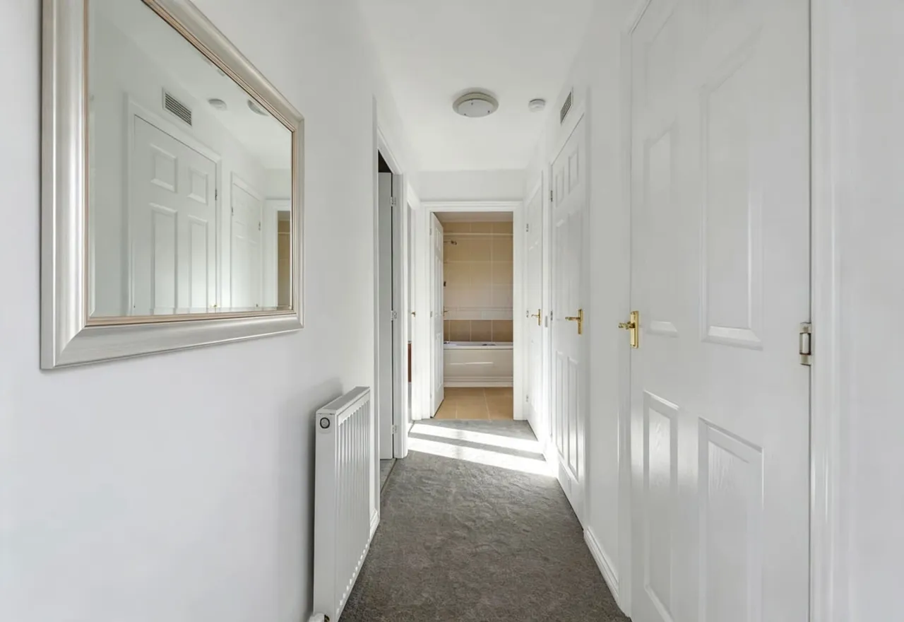Callington Road, Swindon, SN25, photo 6