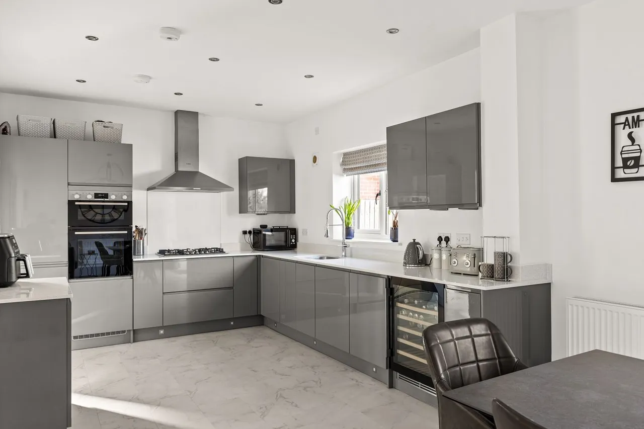Woodall Gate, Howden, DN14, photo 6