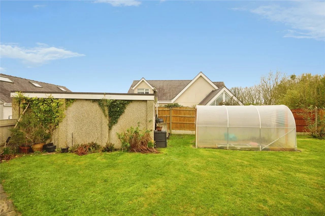 Dinas, Caernarfon, LL54, photo 22