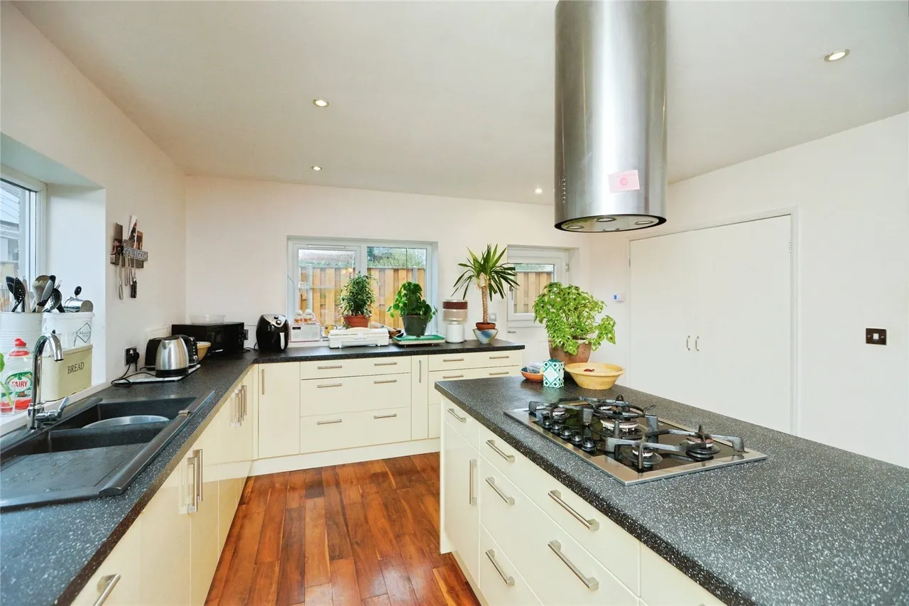 Dinas, Caernarfon, LL54, photo 6