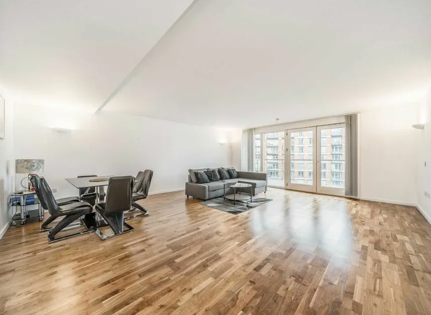 Fairmont Avenue, Canary Wharf, E14, photo 2