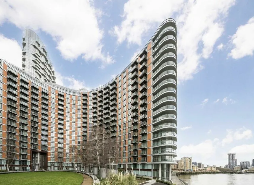 2 bed flat for sale — Fairmont Avenue, Canary Wharf, E14