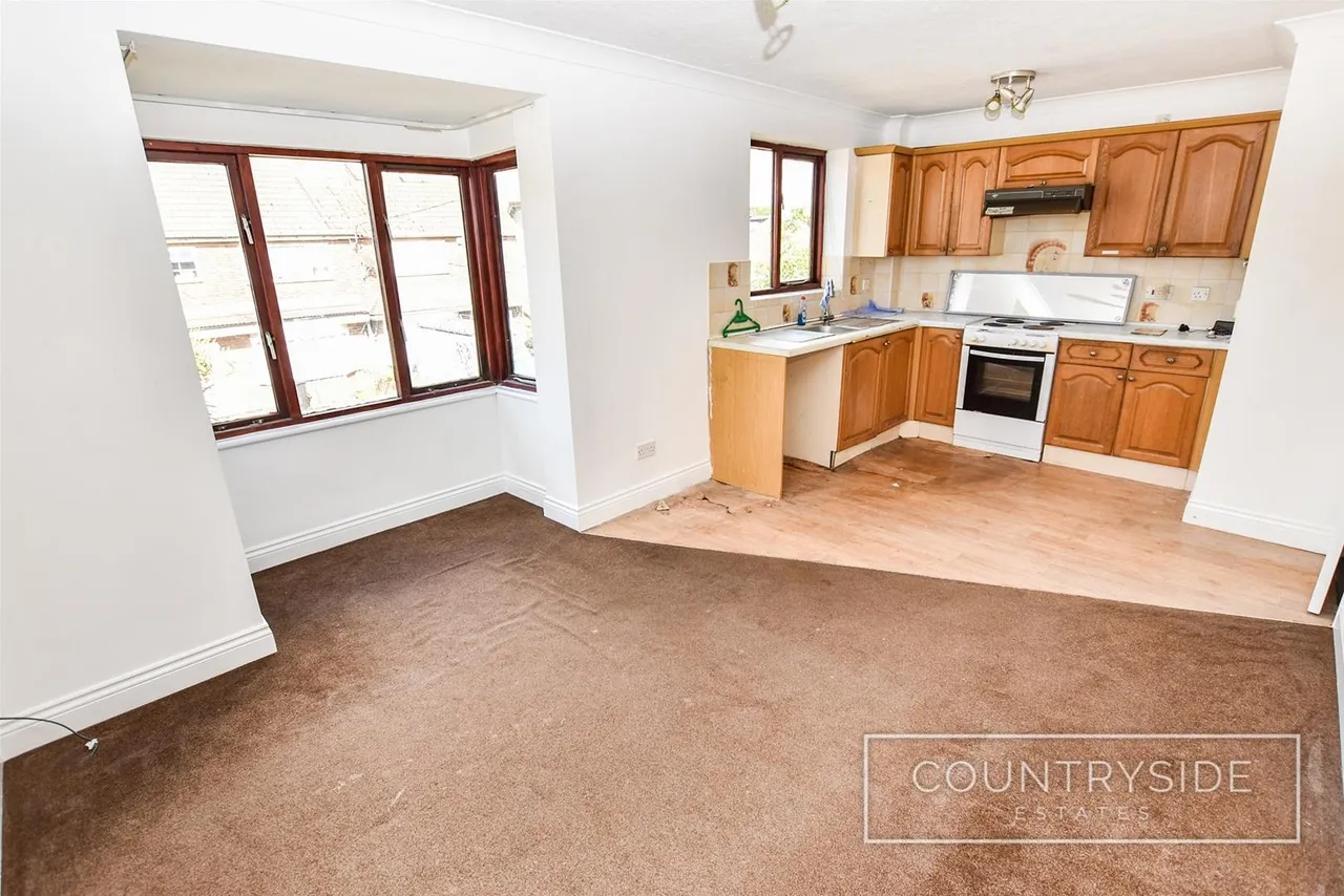 Burns Avenue, Pitsea, Basildon, photo 3