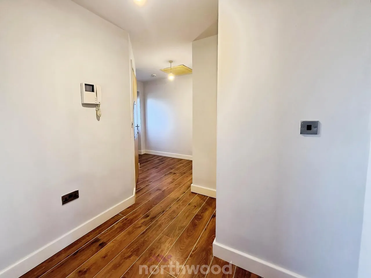 Low Road, Balby, DN4, photo 5