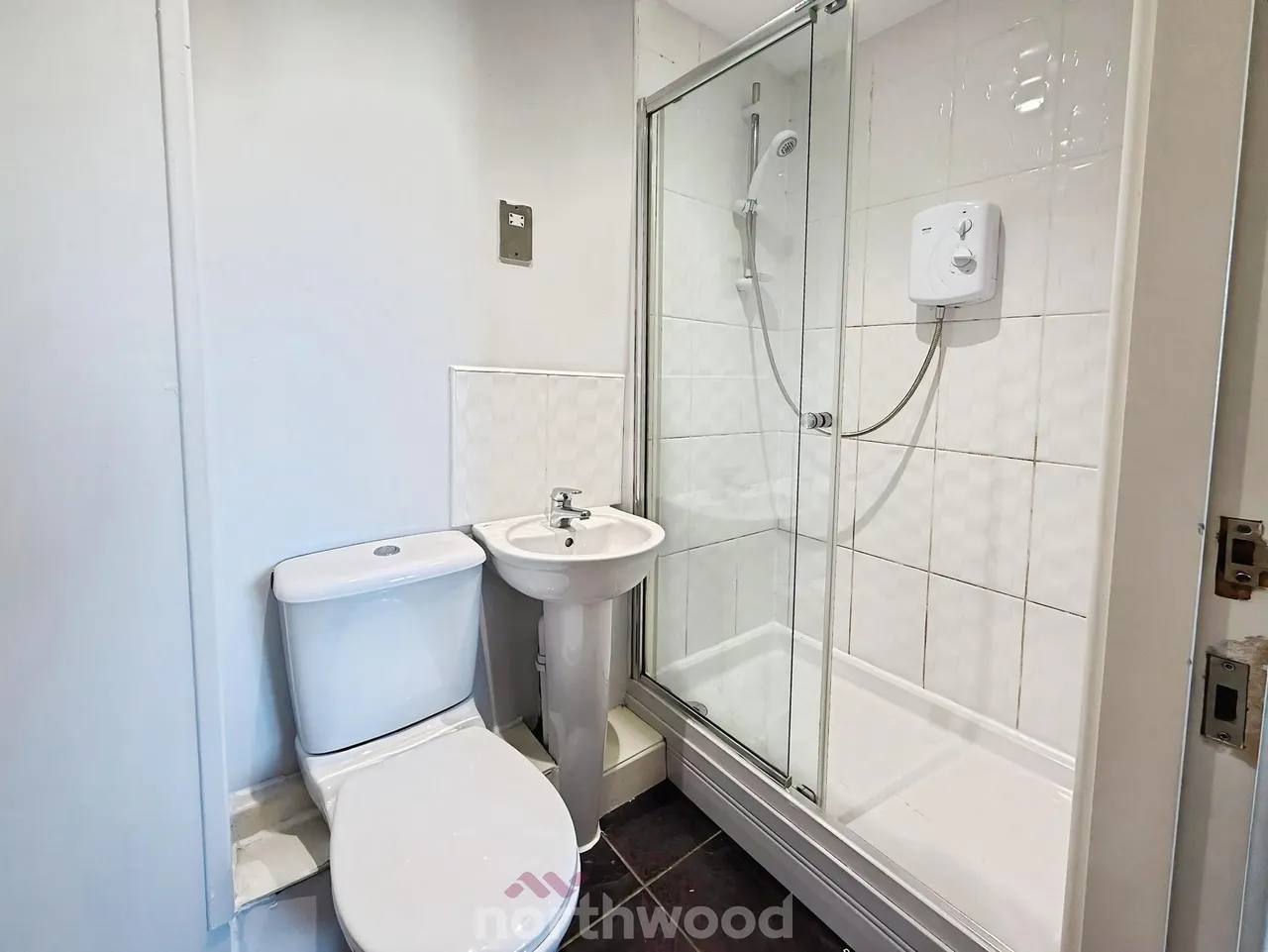 Low Road, Balby, DN4, photo 7