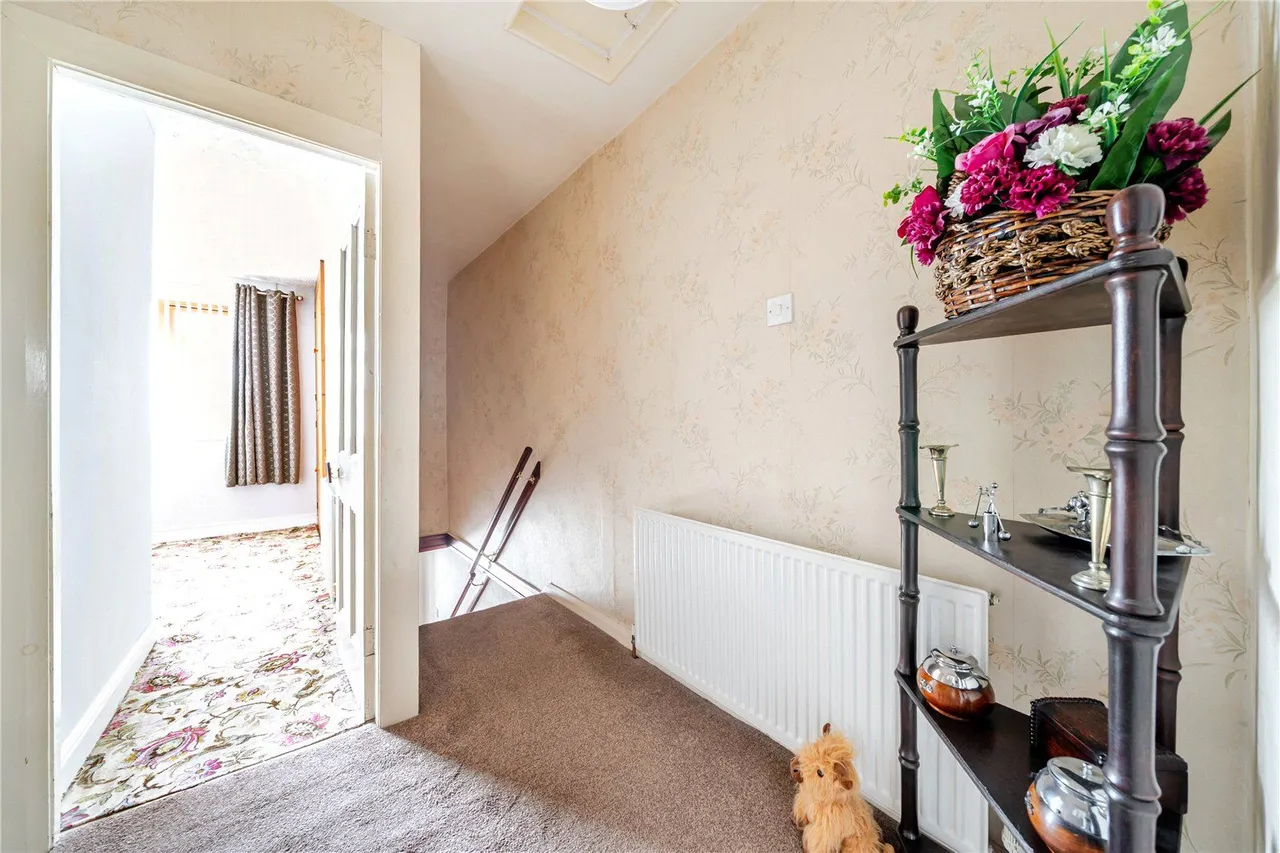 Smalewell Road, Pudsey, LS28, photo 17