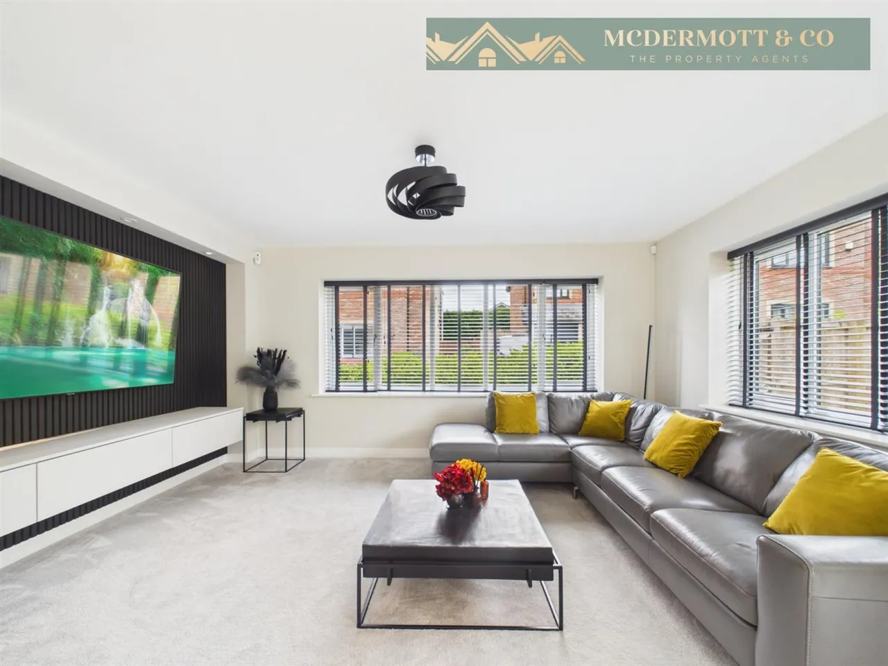 Thornley Rise, Greenfield, OL3, photo 2