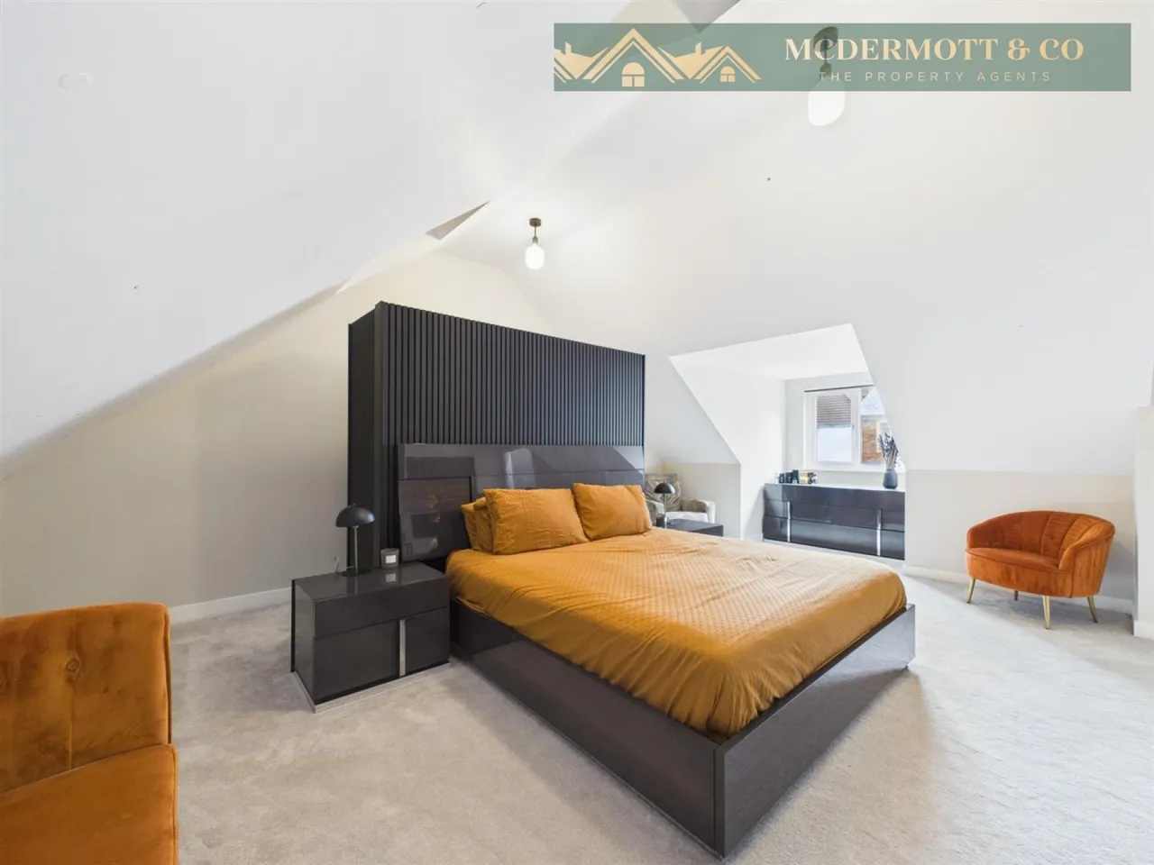 Thornley Rise, Greenfield, OL3, photo 6