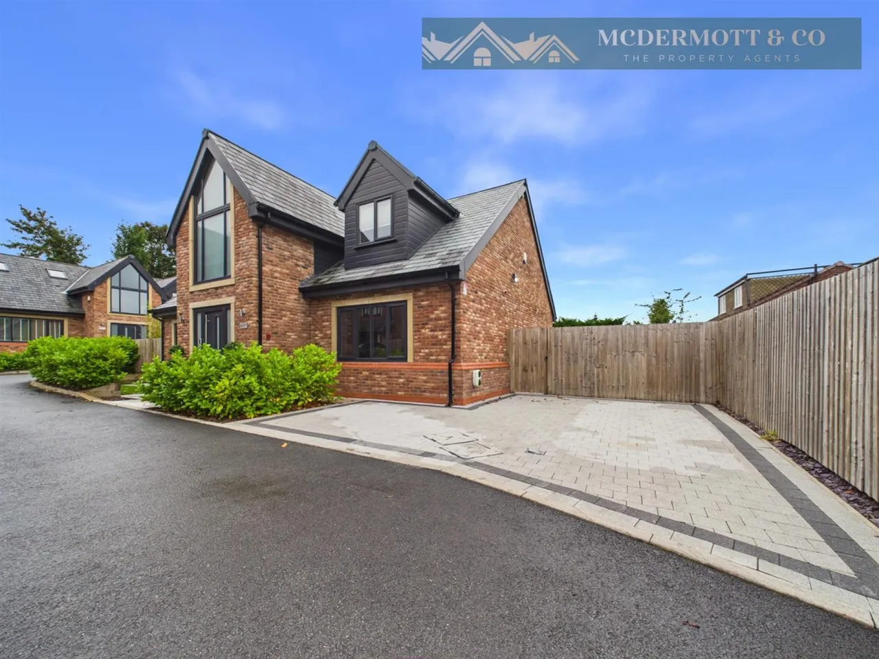 Thornley Rise, Greenfield, OL3, photo 4