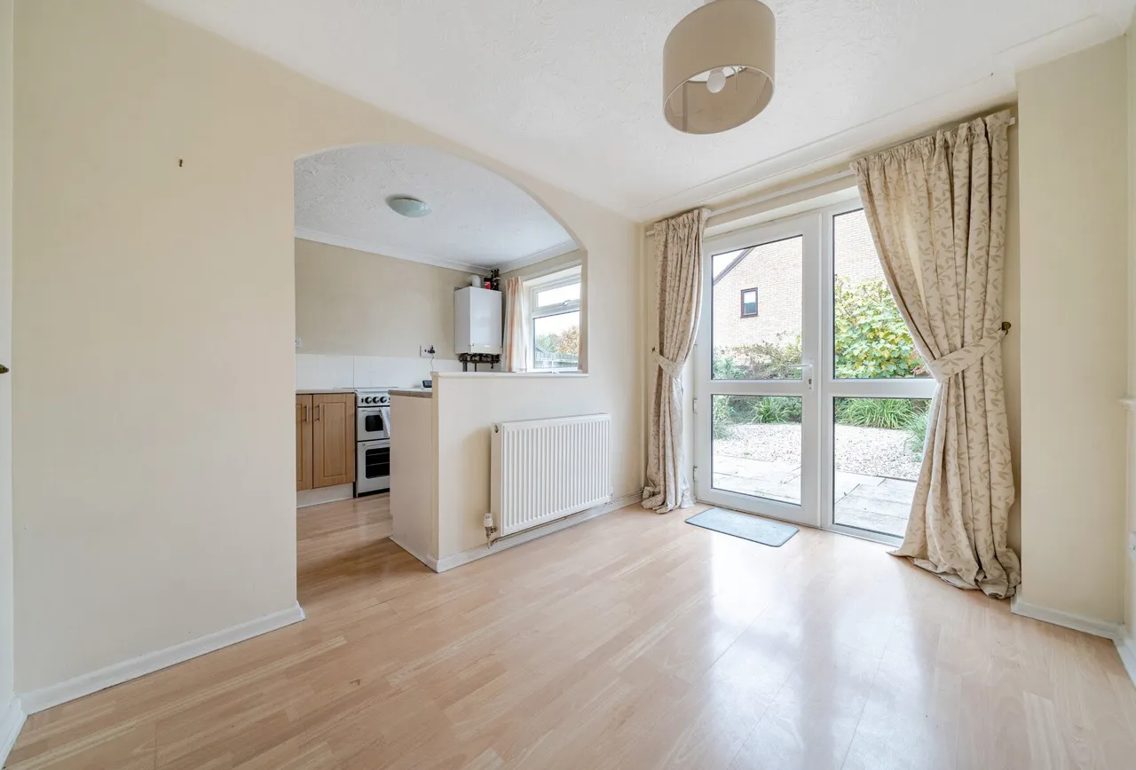 Aysgarth Avenue, Gloucestershire, Up Hatherley, GL51 3RE, photo 3