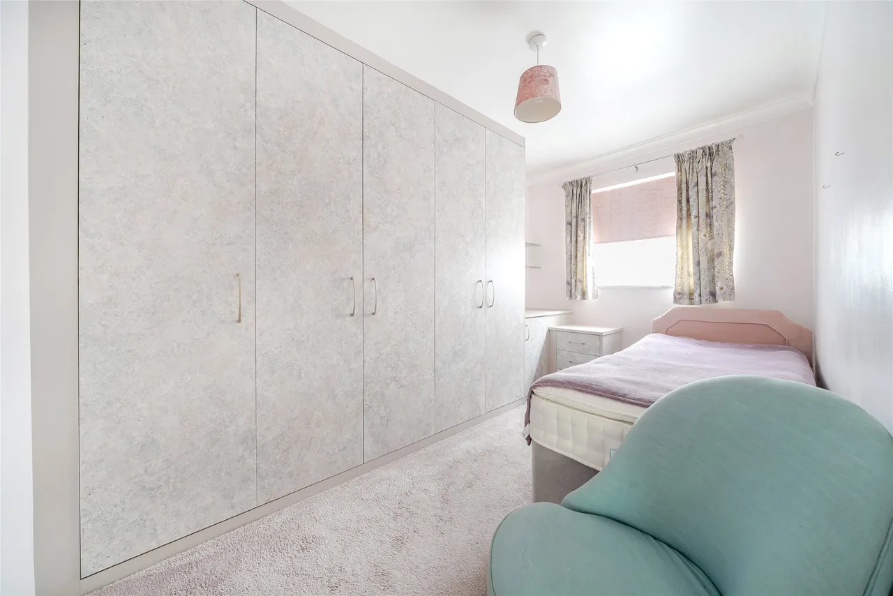 Aysgarth Avenue, Gloucestershire, Up Hatherley, GL51 3RE, photo 12