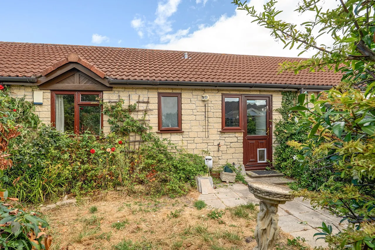 Willow Court, Bridgwater, TA6, photo 16