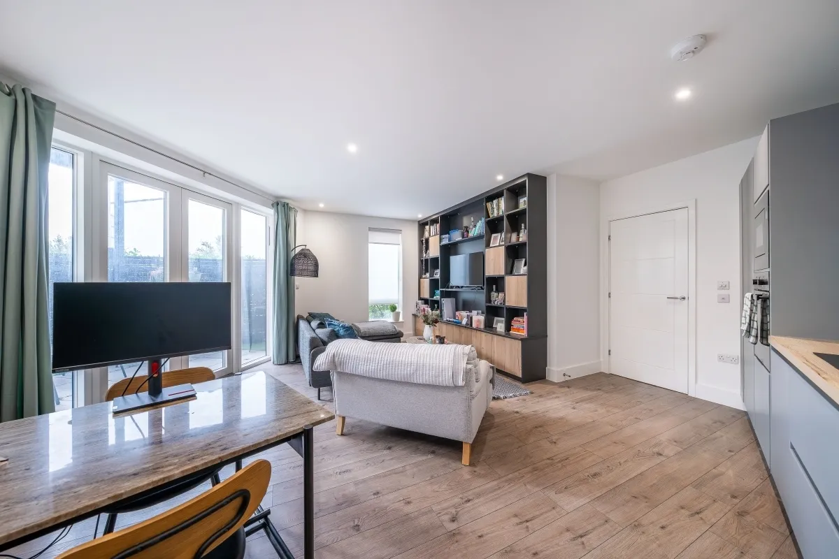 Atheldene Road, London, SW18, photo 8