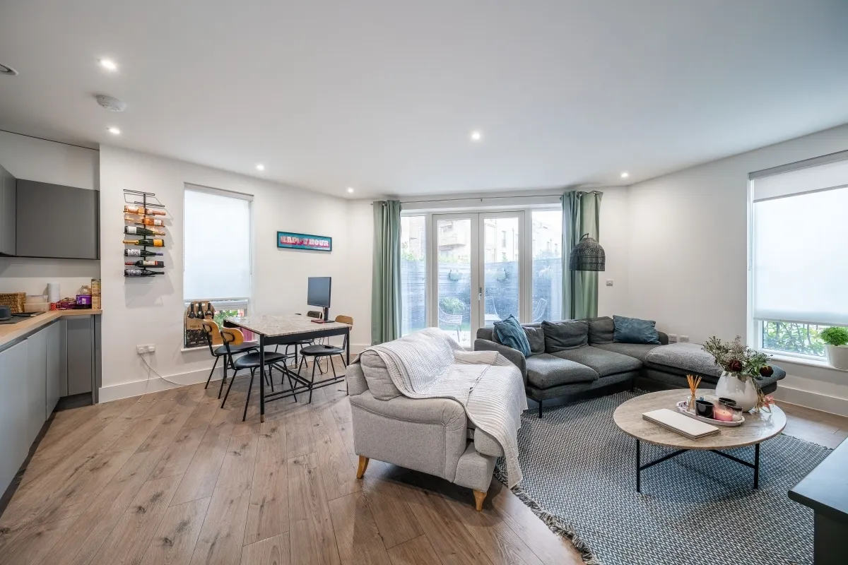 Atheldene Road, London, SW18, photo 5