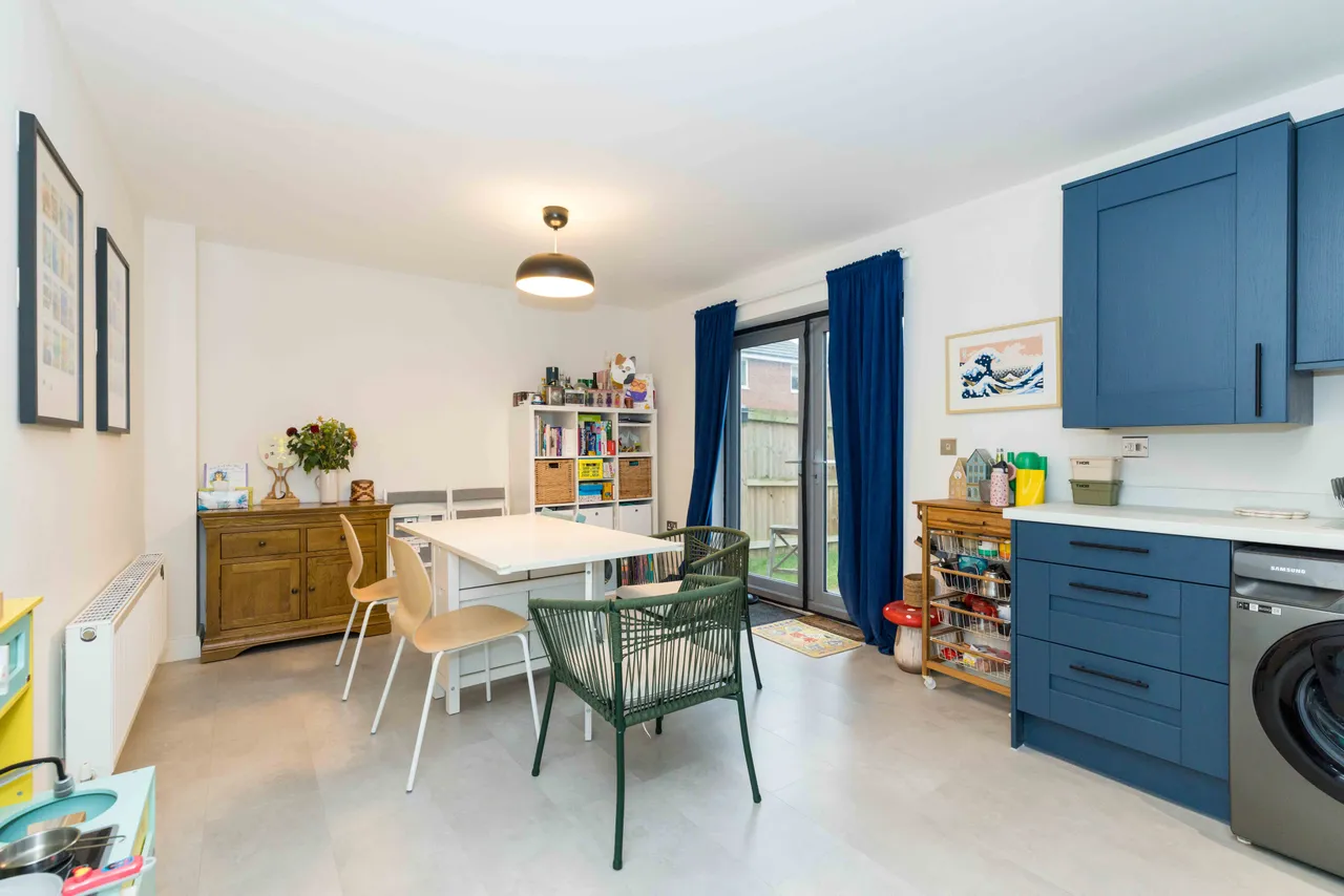 Almond Green Avenue, Standish, WN6, photo 8