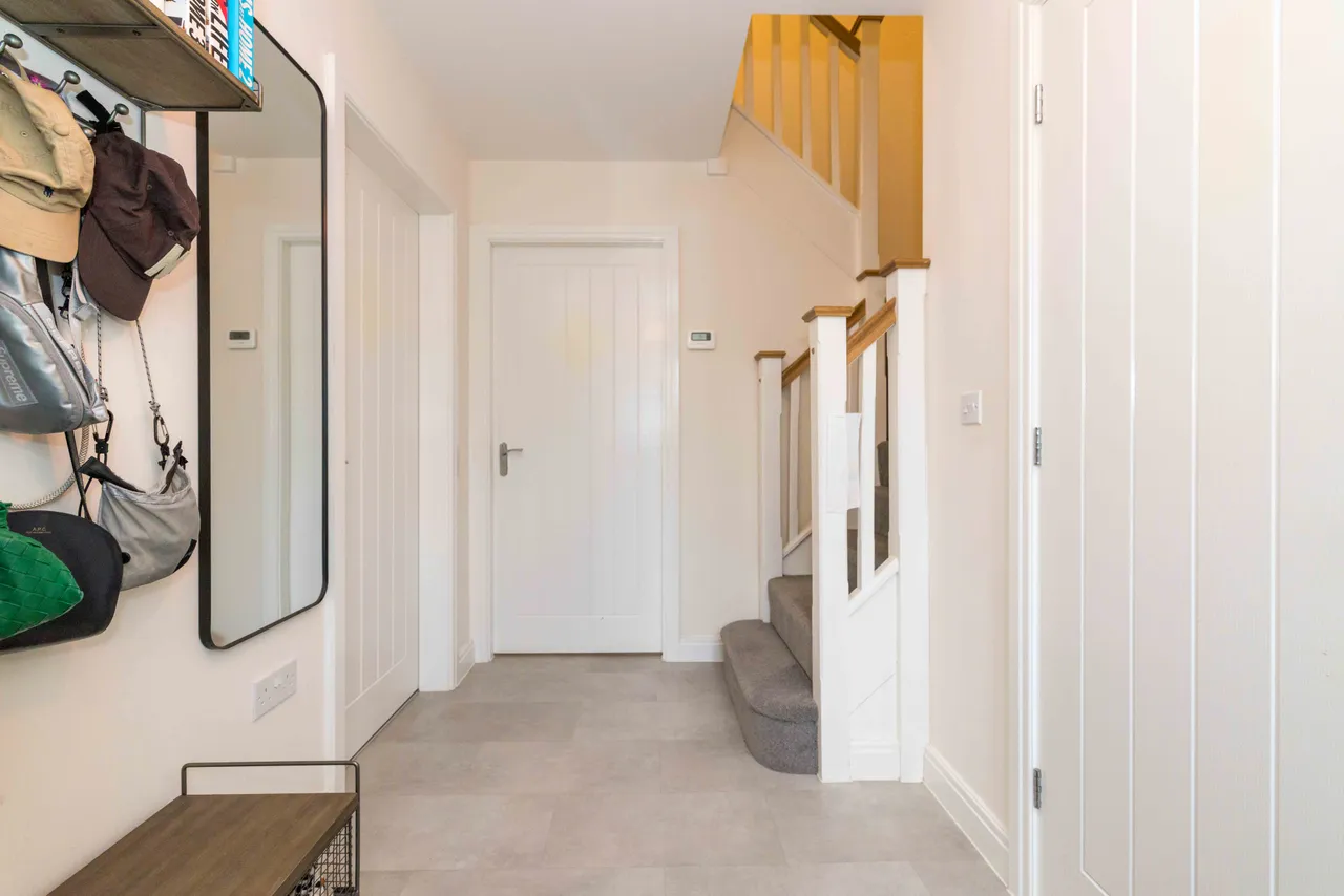 Almond Green Avenue, Standish, WN6, photo 6