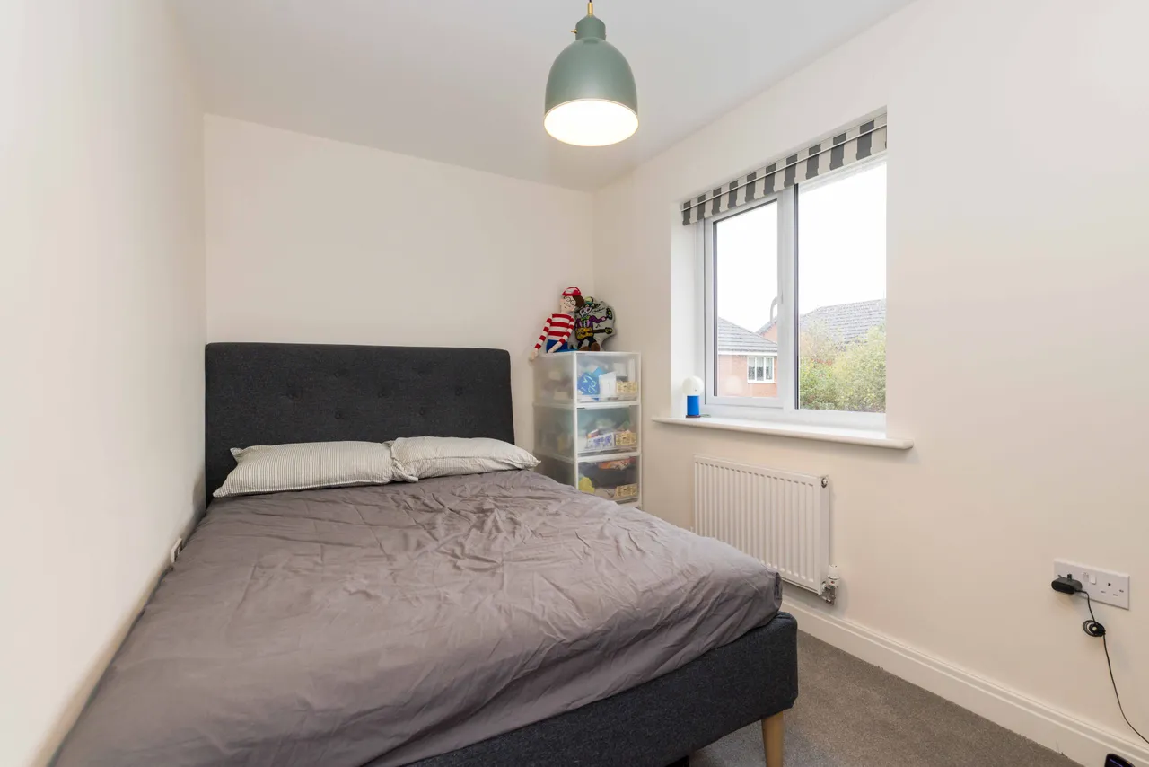 Almond Green Avenue, Standish, WN6, photo 13