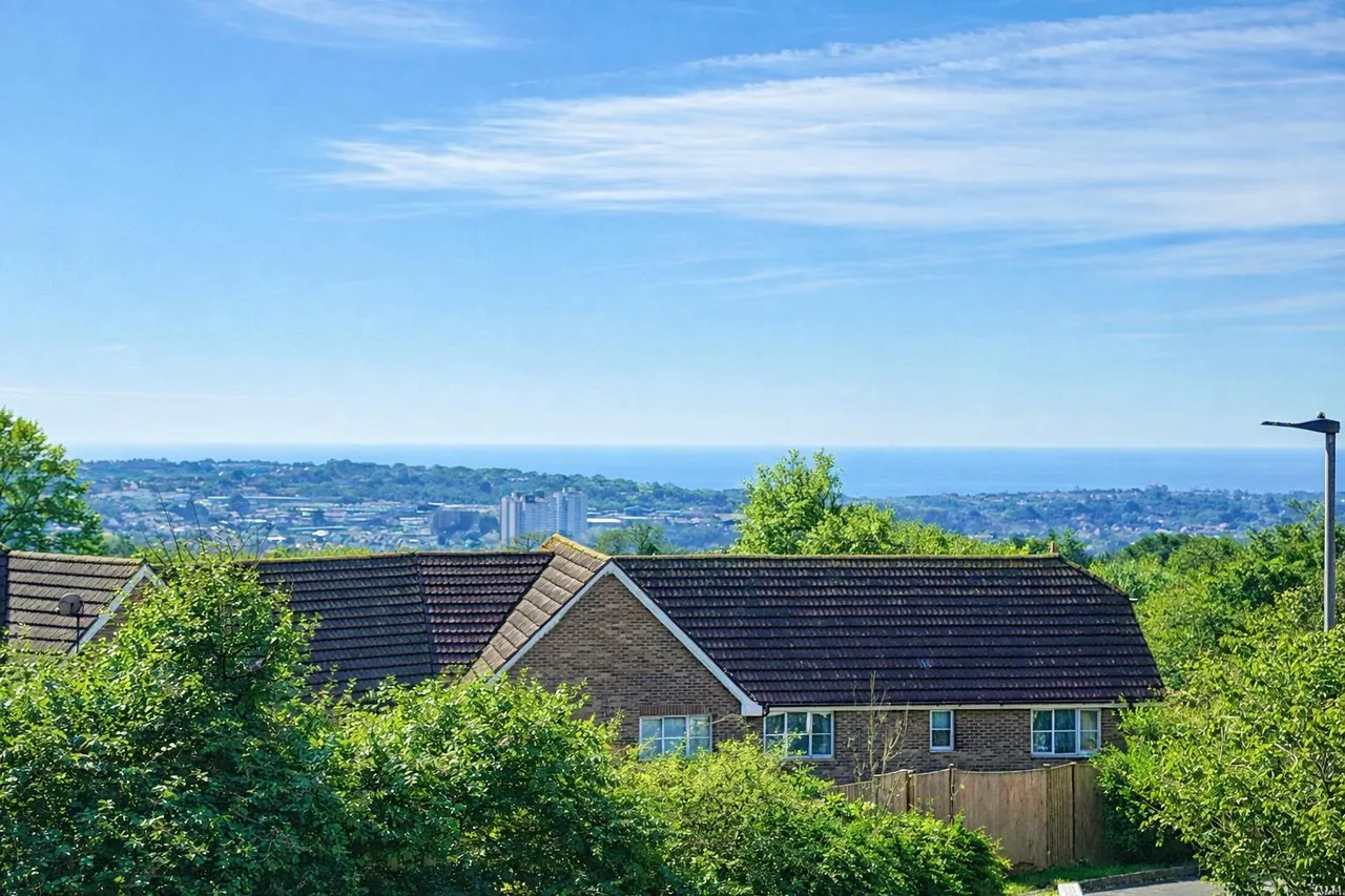 Welton Rise, St. Leonards-On-Sea, photo 21