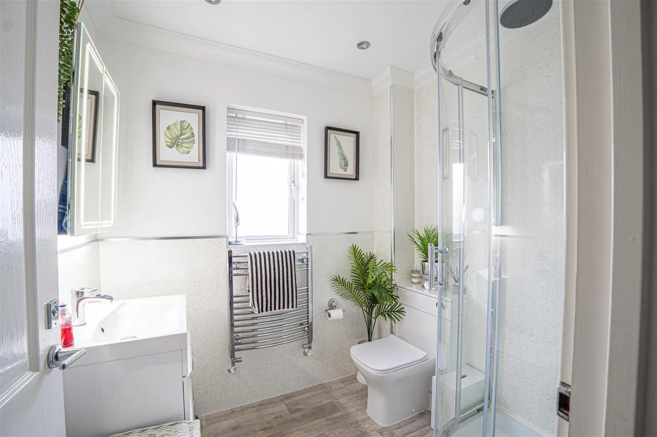 Welton Rise, St. Leonards-On-Sea, photo 15