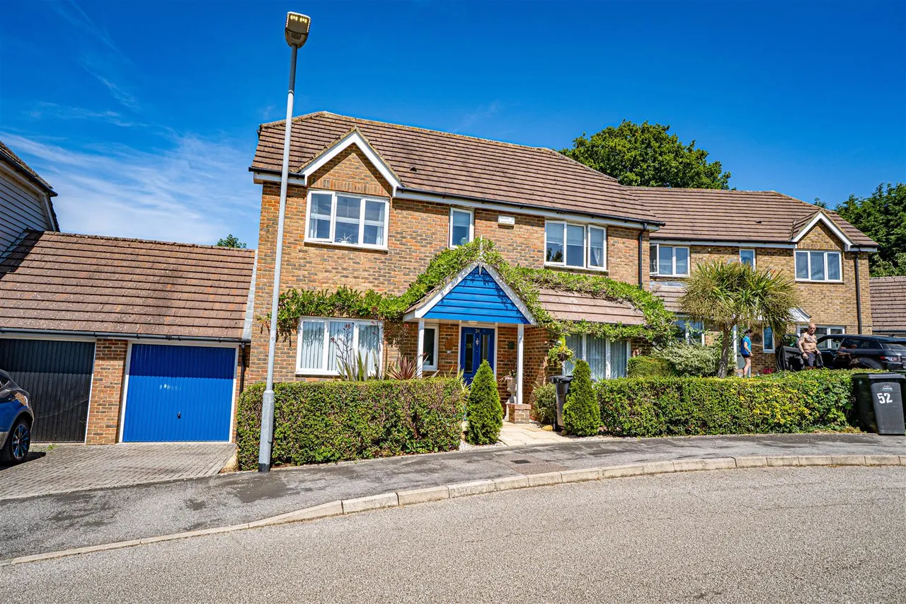 Welton Rise, St. Leonards-On-Sea, photo 29