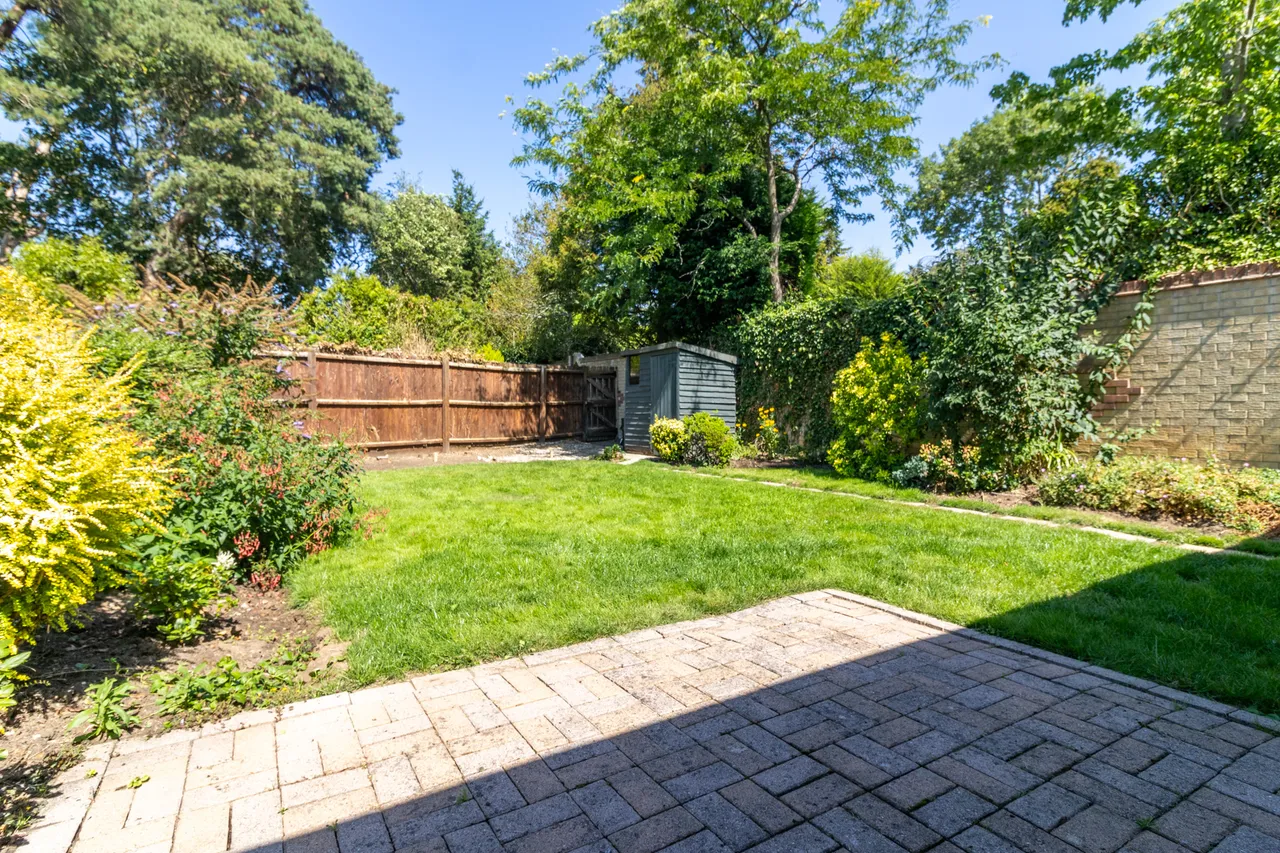 Highgrove Crescent, Leicester, Leicester, LE2 8PX, photo 10