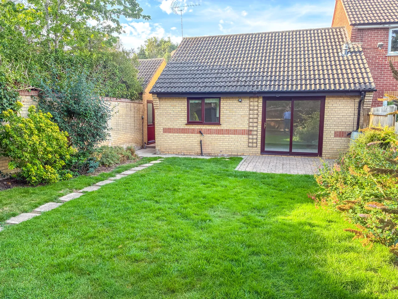 Highgrove Crescent, Leicester, Leicester, LE2 8PX, photo 12