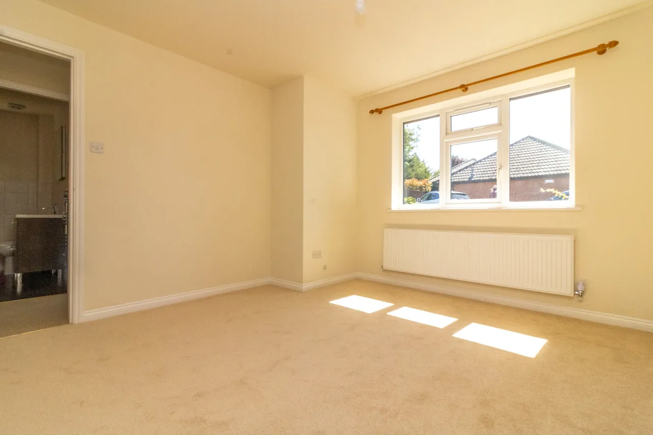 Highgrove Crescent, Leicester, Leicester, LE2 8PX, photo 7