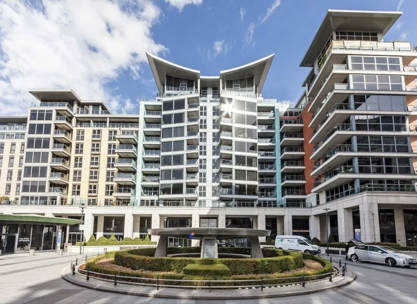 2 bed flat to rent — The Boulevard, Imperial Wharf, SW6